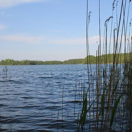 Alt Sammit Apartment Krakow am See Bagian luar foto
